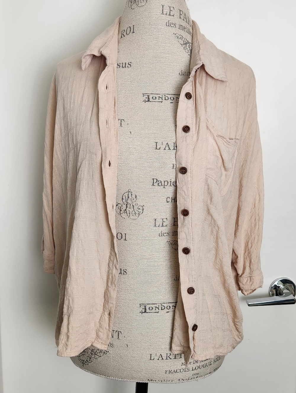 Vintage Beige Buttonup Safari Shirt - Picture 7 of 16